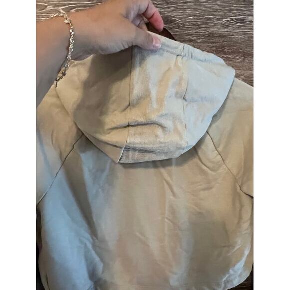 Gymshark women pullover cropped sz Medium cream hoodie gym workout beige - Picture 2 of 9